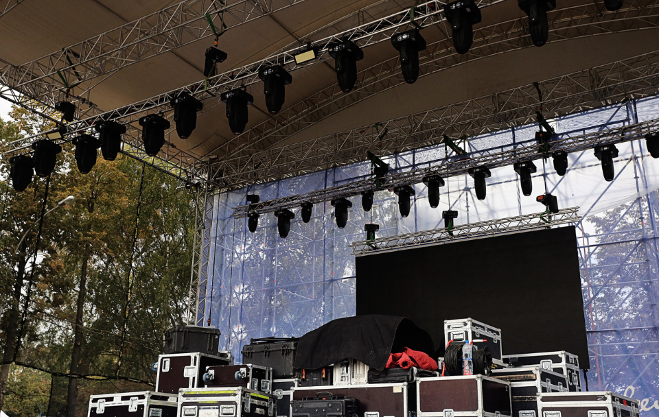 Lighting & sound setup