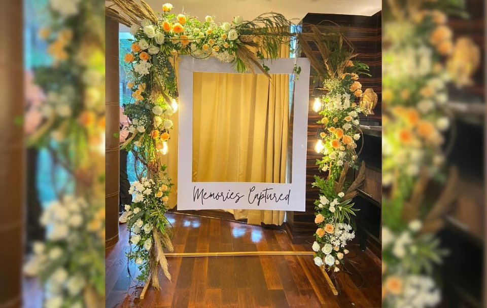 Selfie Booth Decoration